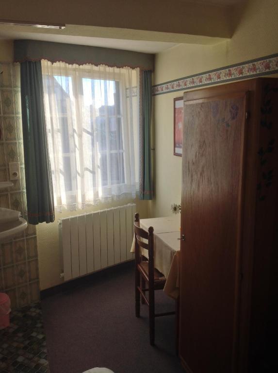 Hotel Restaurant Zum Schnogaloch Оберне Номер фото